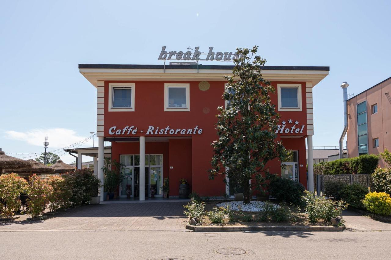 Hotel Break House Ristorante Терануова Брачолини Екстериор снимка